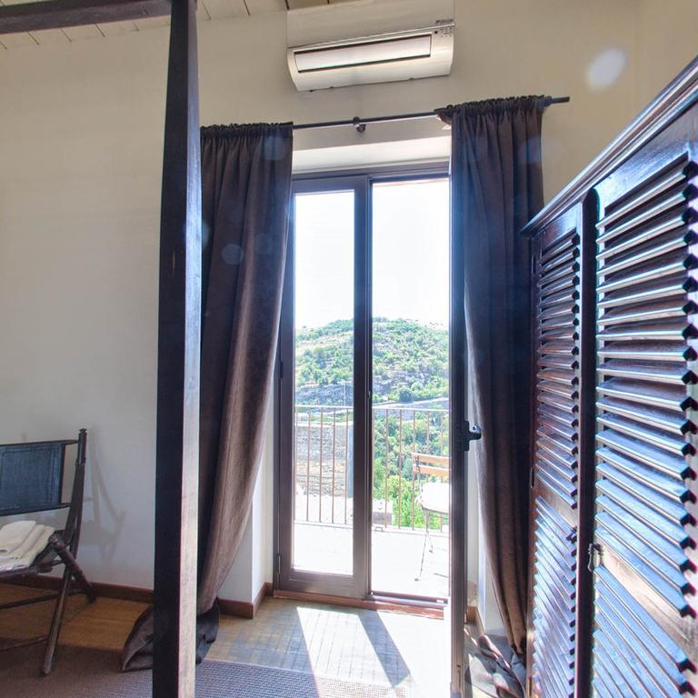 Bed and Breakfast Giumbabulla Luxury House Рагуза Екстер'єр фото